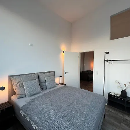 Apartmenthaus Zum Stadthafen 7 *