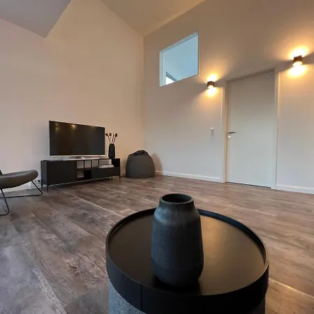 Apartamento Apartmenthaus Zum Stadthafen 7 *